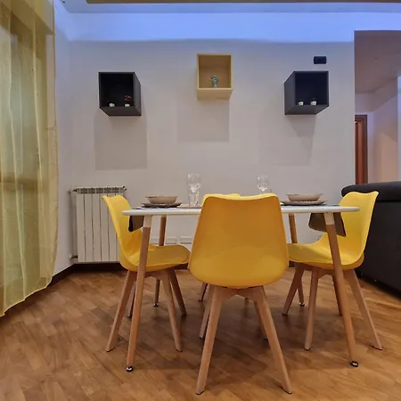 Moonlight Apartment *